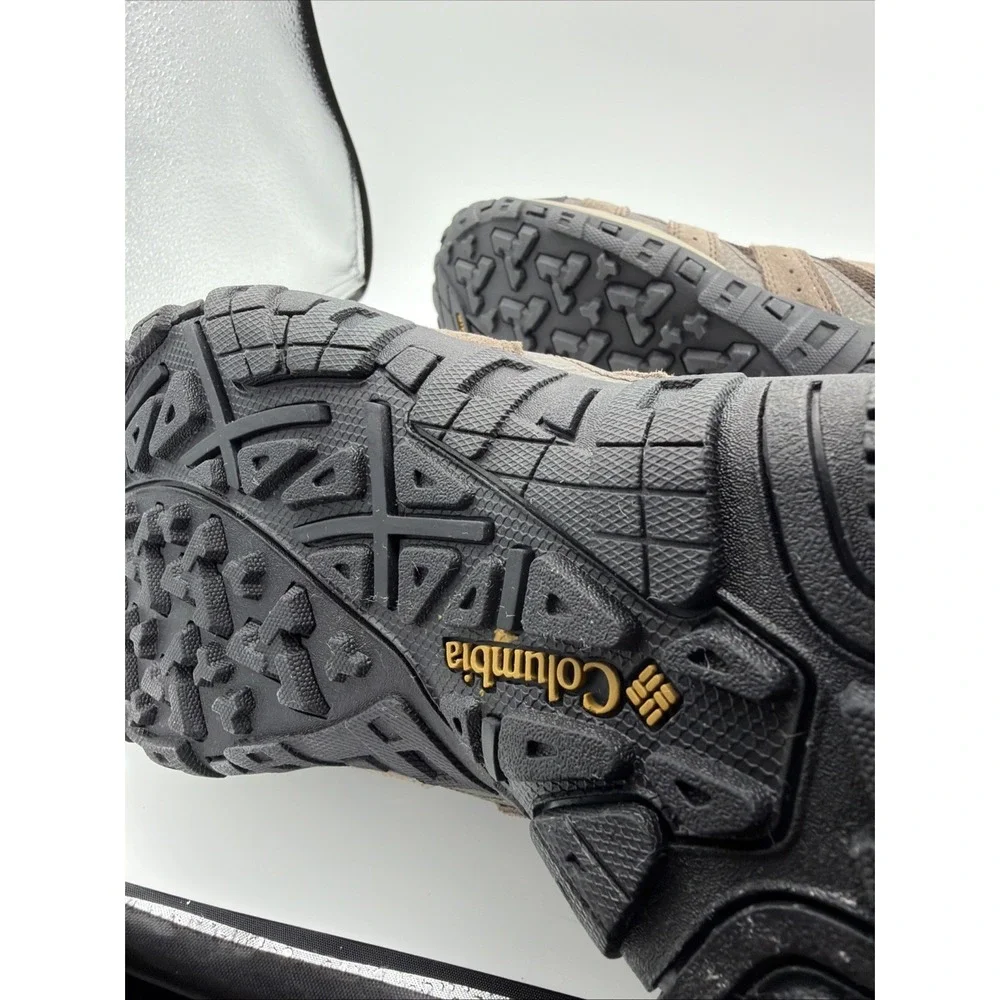 Columbia Men's Waterproof Techlite Hiking Boot 15W Tan‎ Omni-grip 1756